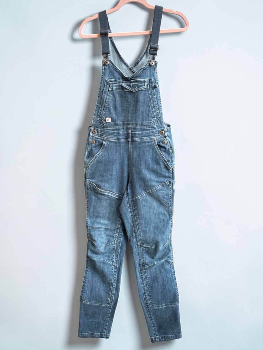 Duluth Trading Co Blue Denim Pocket Cover with Red Logo